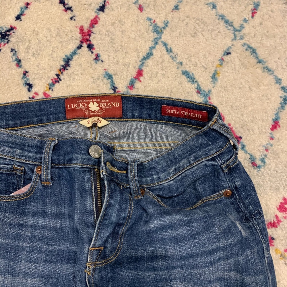 Lucky brand dark denim jeans